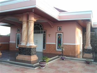 Hotel Syariah Aceh House Murni Sunggal Екстериор снимка